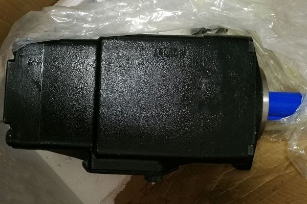 丹尼遜葉片泵T67EDC/T67EDC-062-B35-010-1R00-A1-M1-**型號(hào)說明